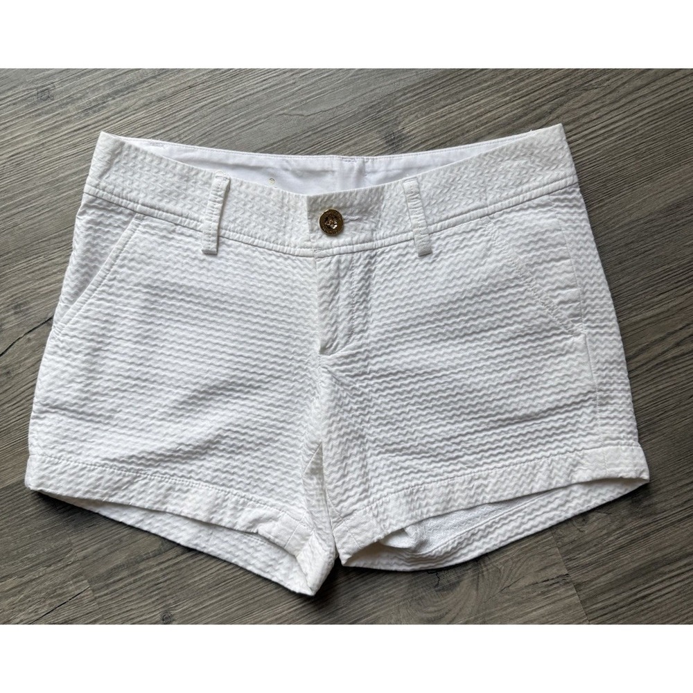 Lilly Pulitzer Shorts Women's Size 2 Resort White Callahan Chevron Preppy 5 Inch